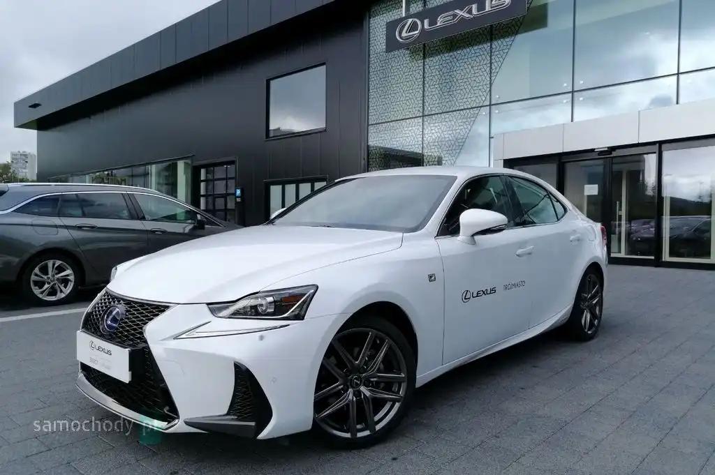 Lexus IS Sedan 2020