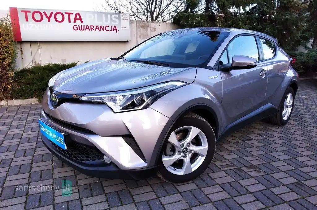 Toyota C-HR SUV 2019